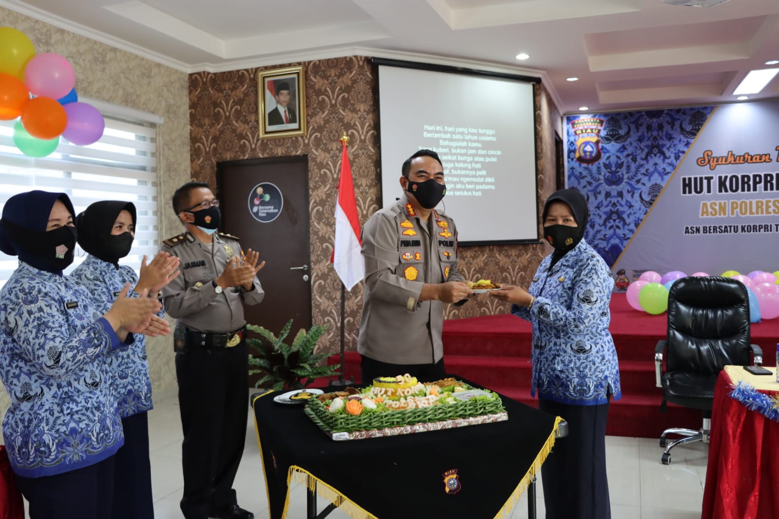 1638187044-RiauBertuah co-IMG-20211129-WA0023